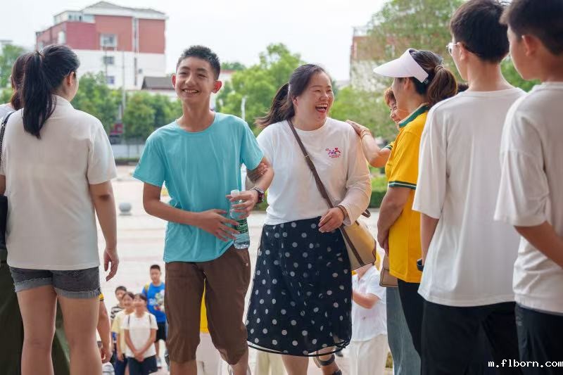 小记者方章睿：温暖的陪伴